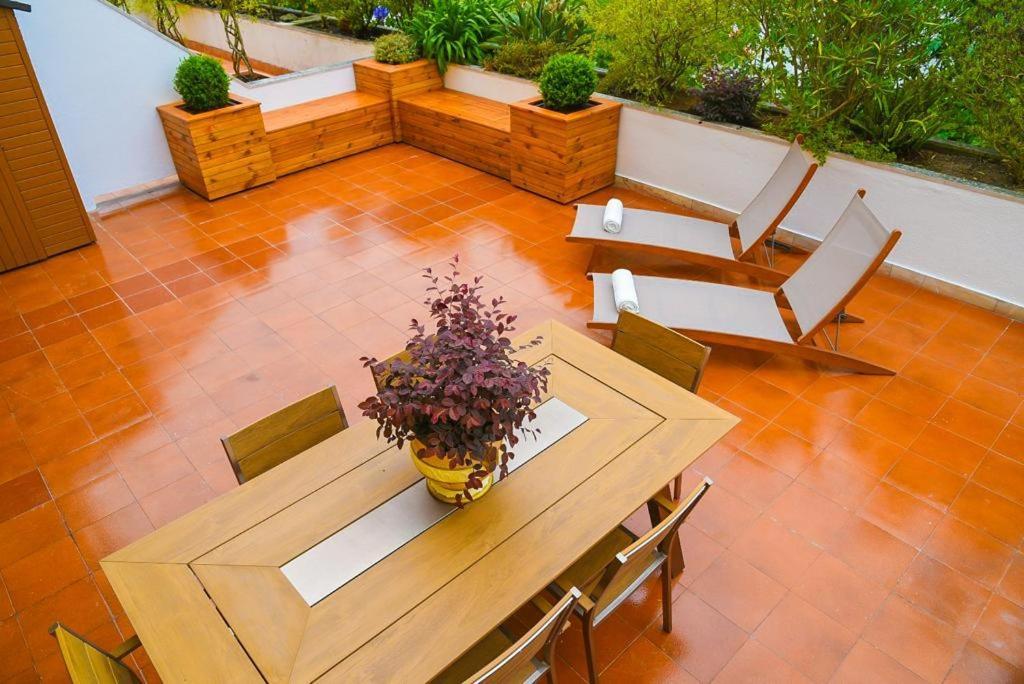 Charming In Village Apartamento
